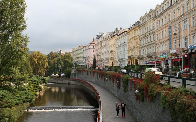 Lee más sobre el artículo Que ver, que hacer y comer en Karlovy Vary