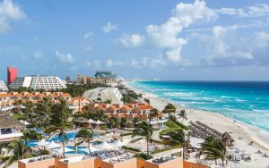Lee más sobre el artículo Descubriendo el paraíso turquesa: Cancún en todo su esplendor