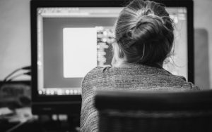 Lee más sobre el artículo Nómadas digitales y sociedades offshore – Soluciones financieras para una vida sin fronteras